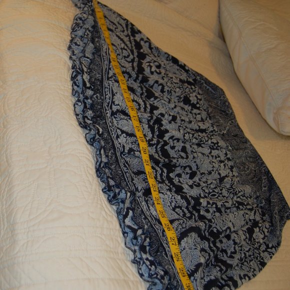 CB Blue Patterned Flouncy Skirt Size Large - Picture 7 of 9